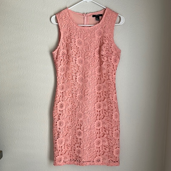 Forever 21 Dresses & Skirts - forever 21 coral floral midi dress